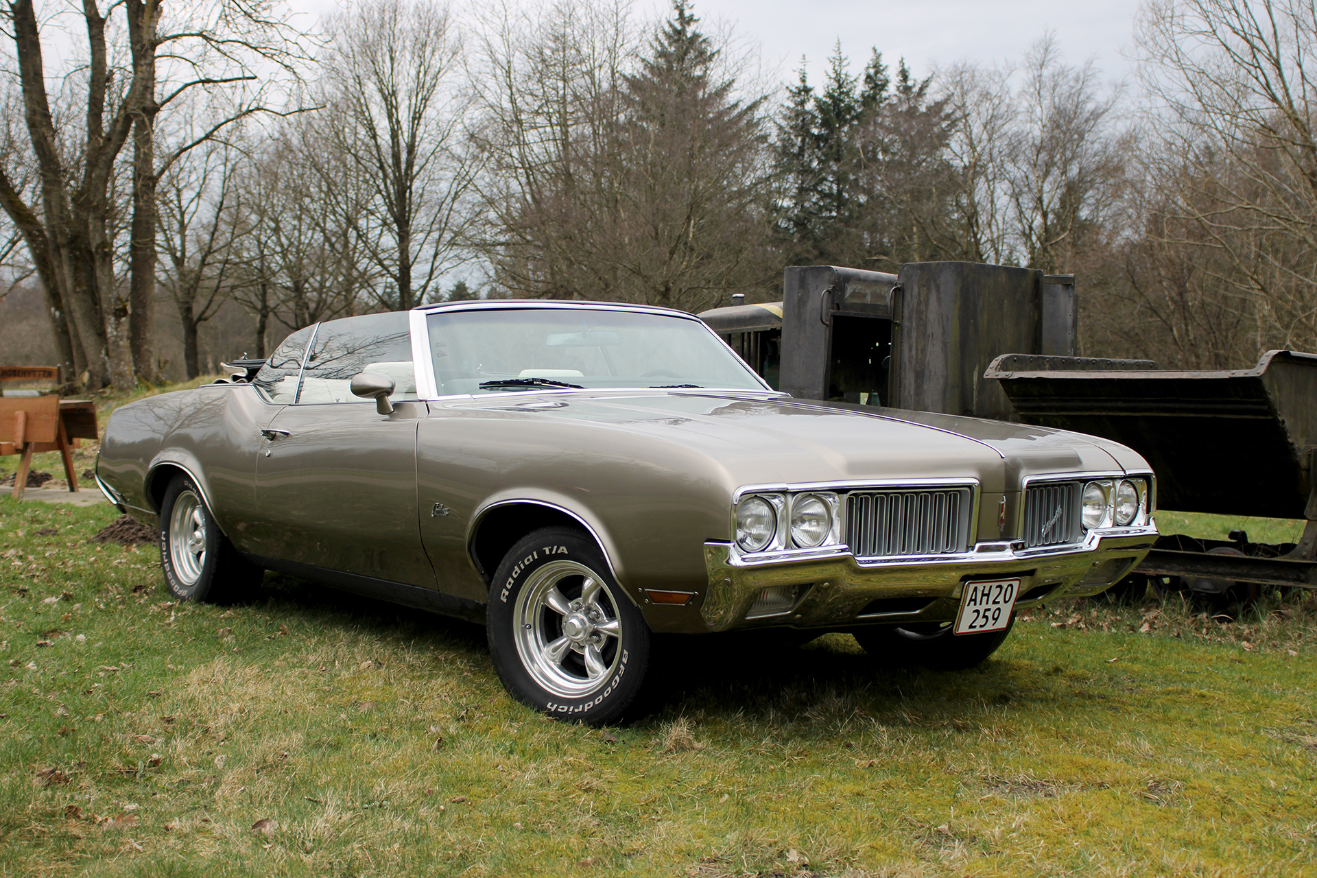 oldsmobile cutlass supreme profil